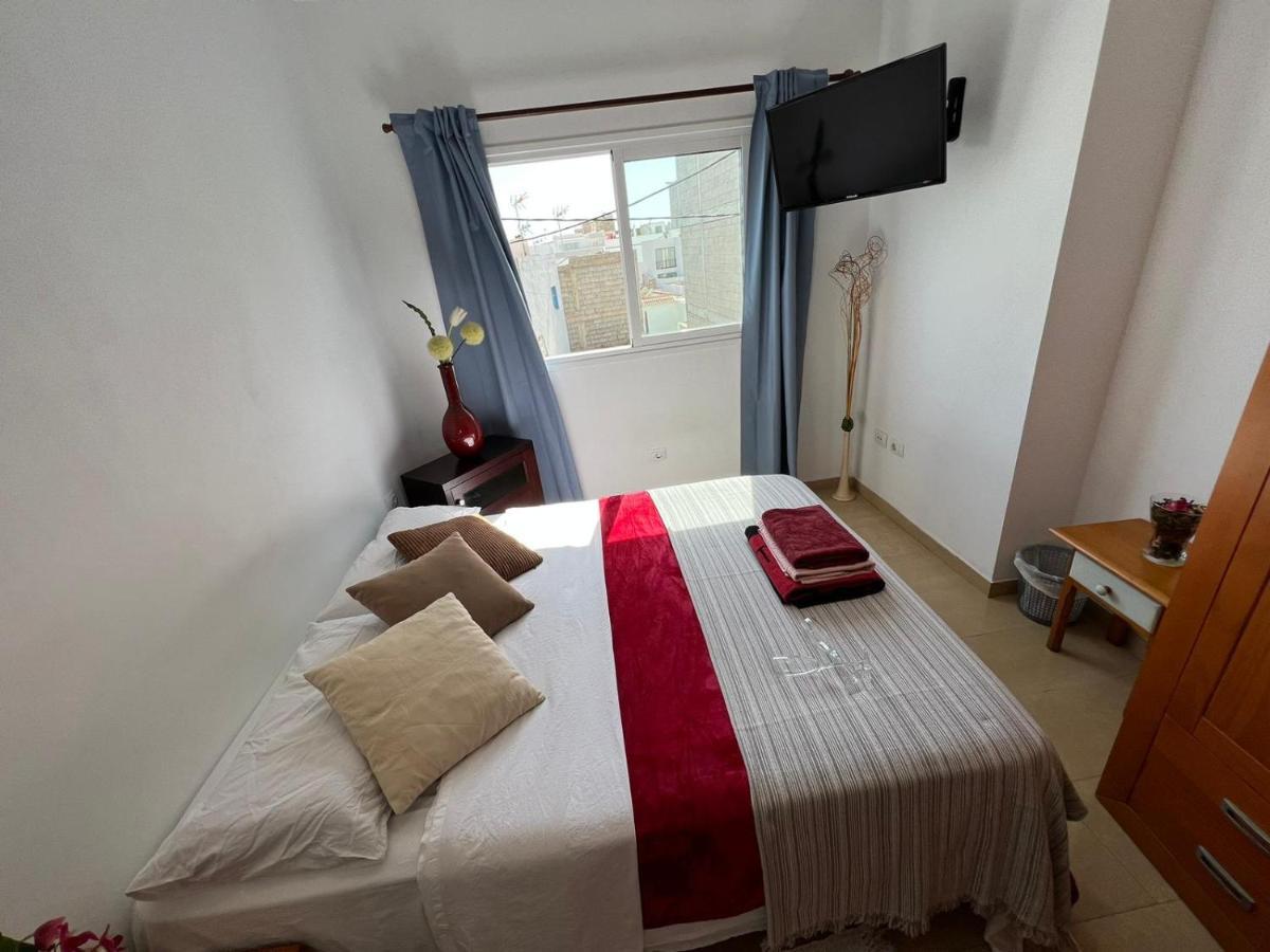 Alquiler de habitaciones con baño compartido, Buen Wifi! Alcalá la Real Exterior foto