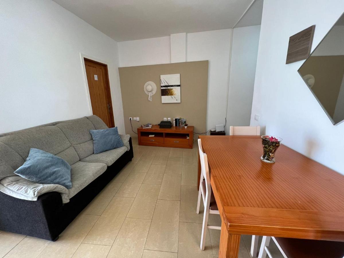 Alquiler de habitaciones con baño compartido, Buen Wifi! Alcalá la Real Exterior foto