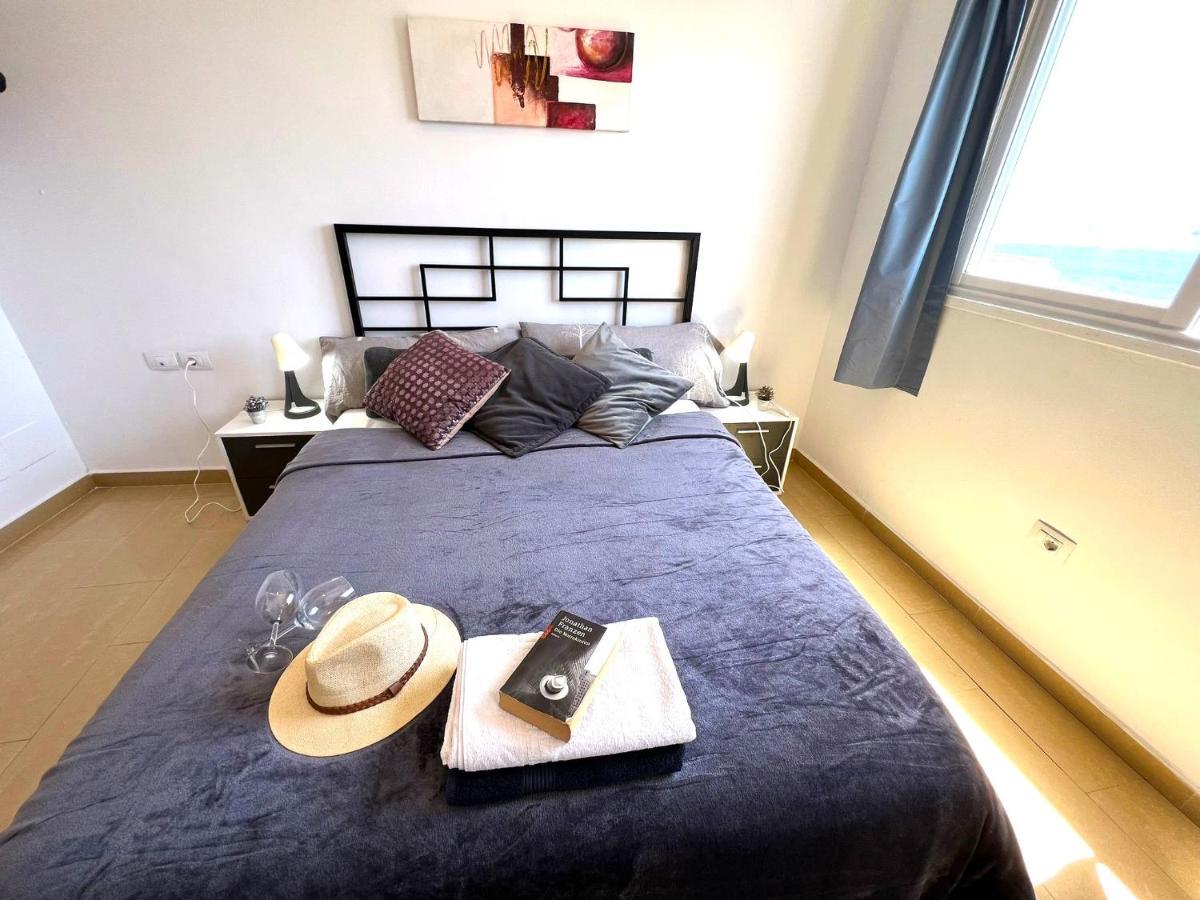 Alquiler de habitaciones con baño compartido, Buen Wifi! Alcalá la Real Exterior foto