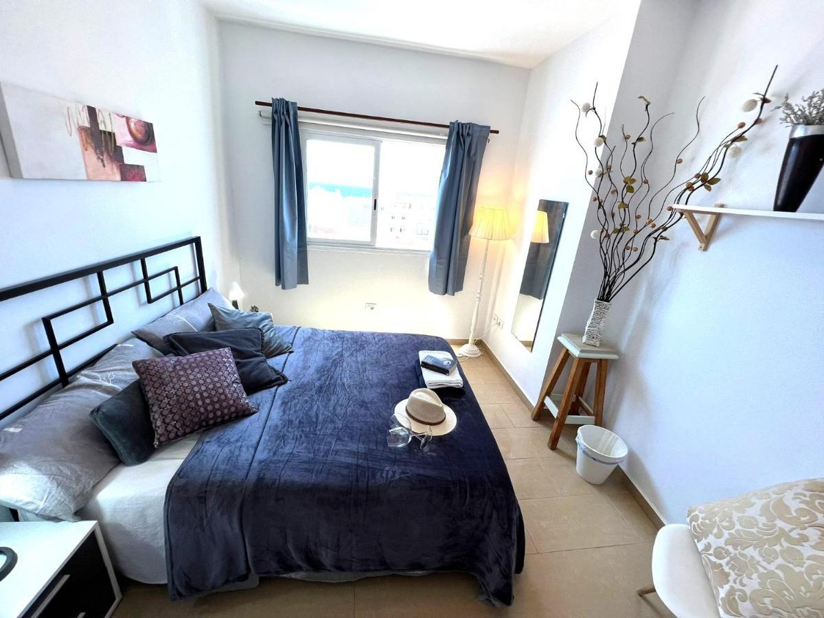Alquiler de habitaciones con baño compartido, Buen Wifi! Alcalá la Real Exterior foto